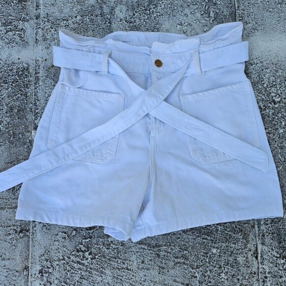 Zara Women Shorts With Fabric Belt White Cotton Short Shorts Size 8US 40EU - Picture 1 of 9